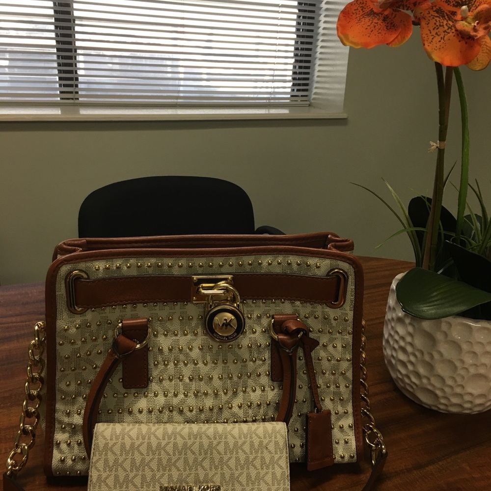 Michael Kors purse in like new condition and gently used wallet